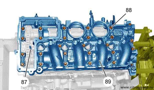 Разборка : Двигатель 2.2. Роликовые рычаги толкателей - Распределительные валы
